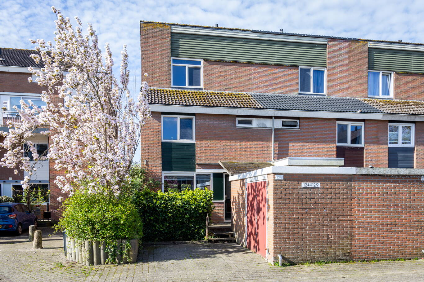 Poolster 129 Hoorn