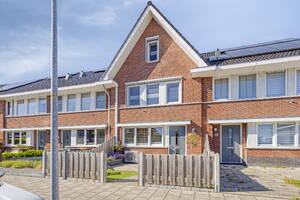 Burgemeester Avisstraat 38 MIDWOUD