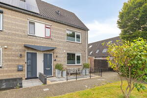 Meerland 32, Purmerend